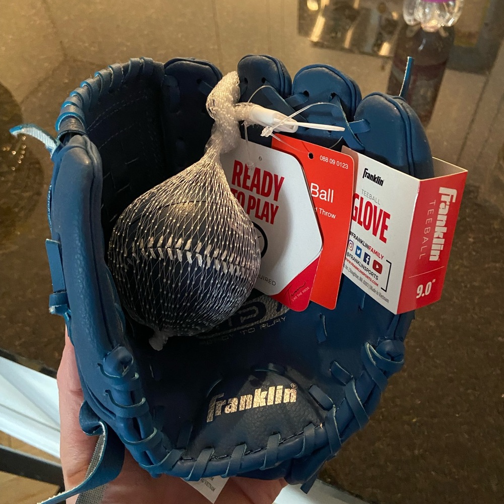 NWT Franklin Baseball Glove with Ball
